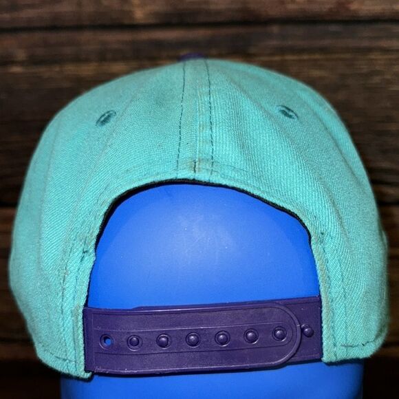 New Era Teal/Purple Med/Large Charlotte Hornets 🐝 Hat - Picture 5 of 8